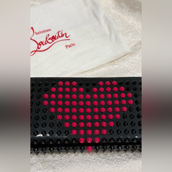 New Christian Louboutin Panettone Patent Leather Heart Spiked Zip Around Wallet - Picture 6 of 14